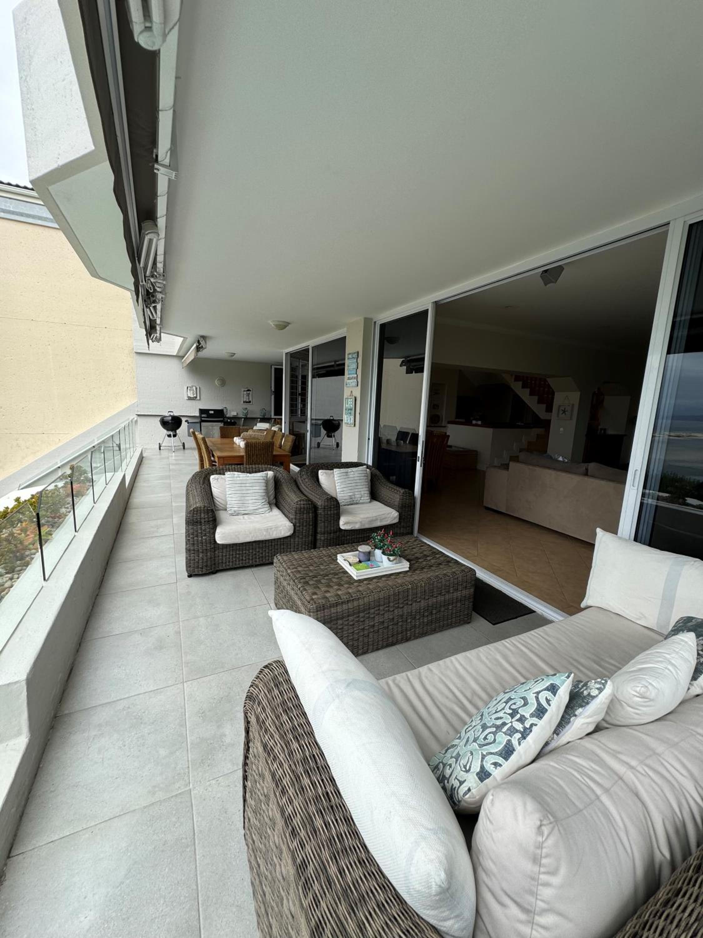 Holiday Villa with stunning views near beach.