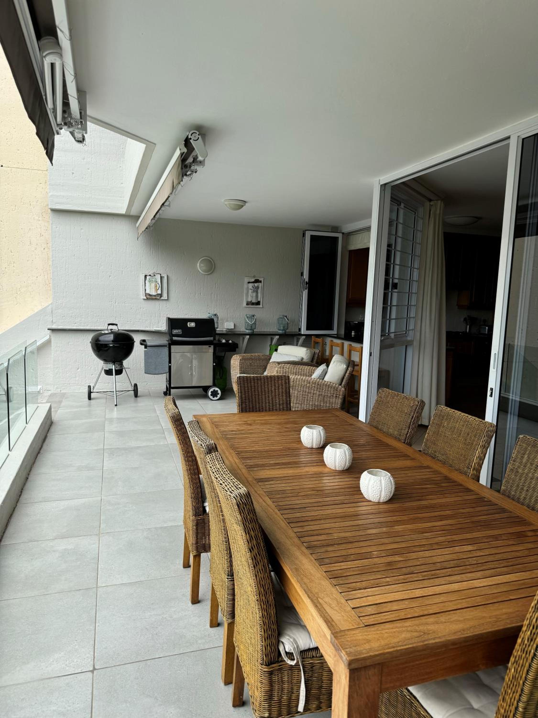 Holiday Villa with stunning views near beach.