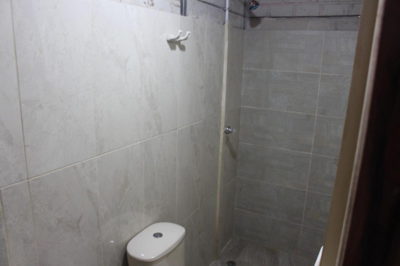 HOSTAL BESHALOM