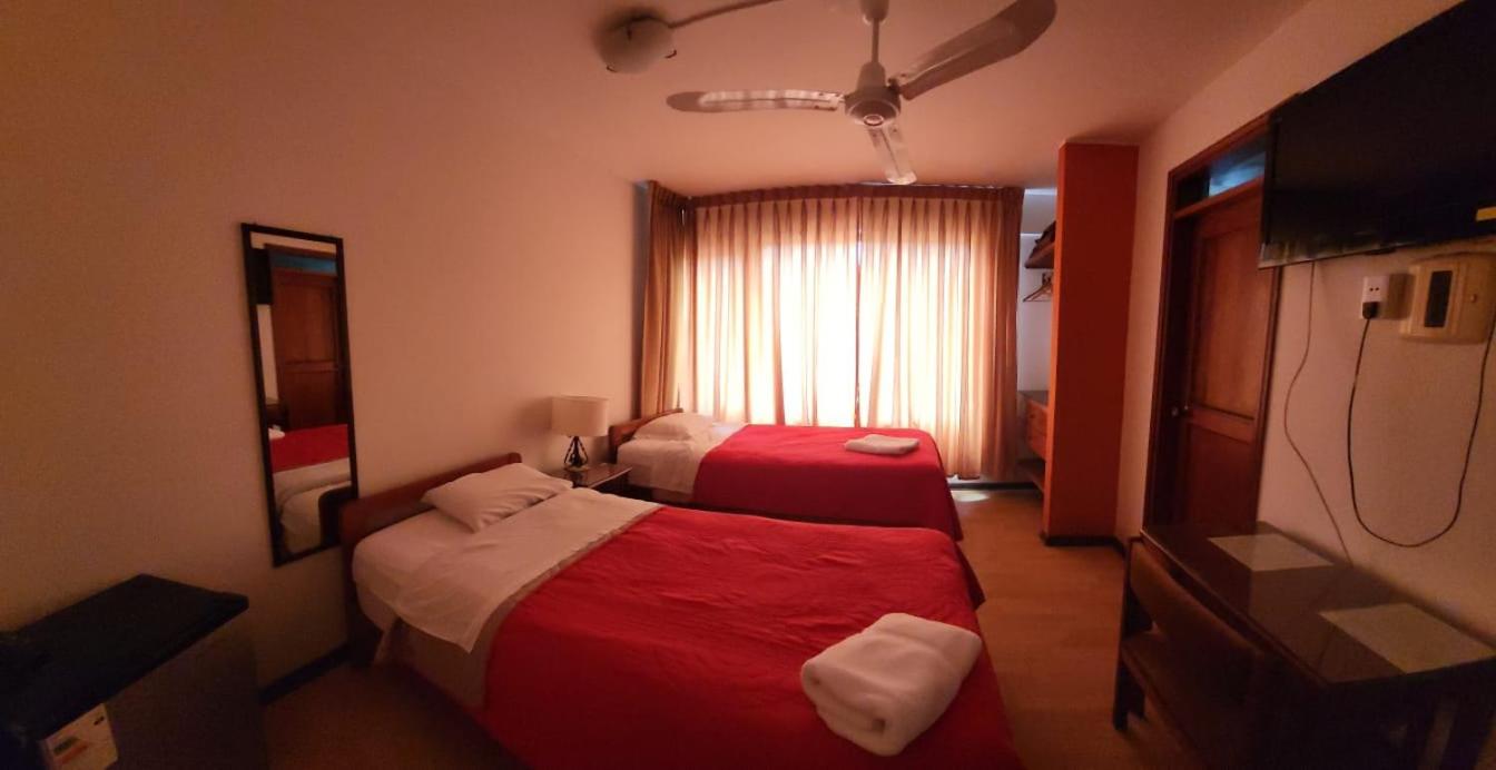 Hostal El Candelabro