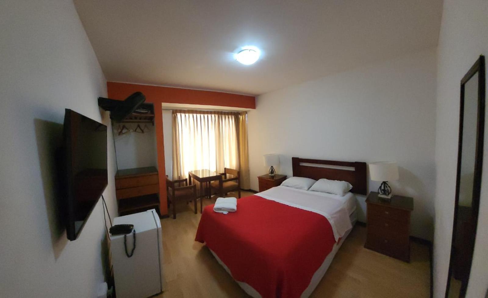 Hostal El Candelabro