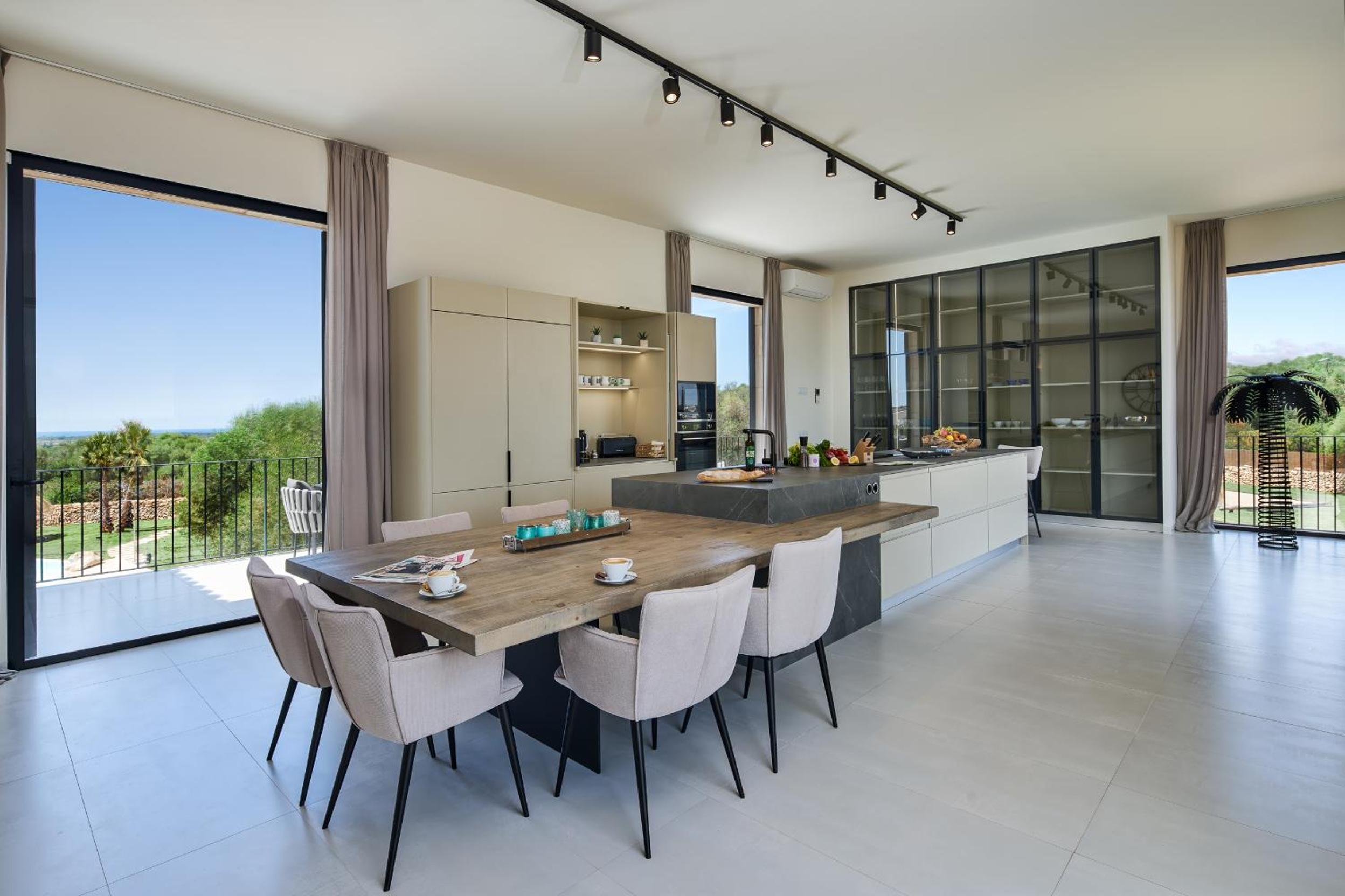 super luxury villa biggest pool Mallorca's