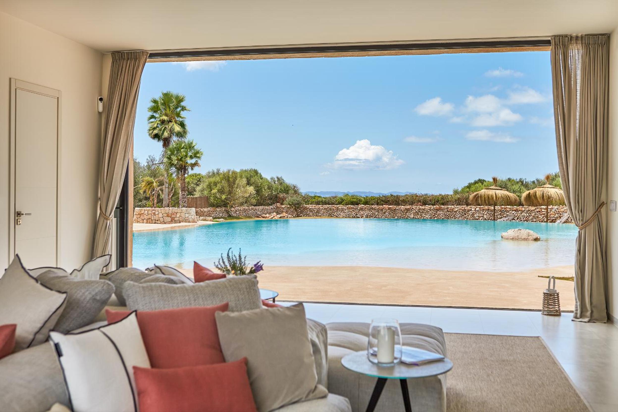 super luxury villa biggest pool Mallorca's