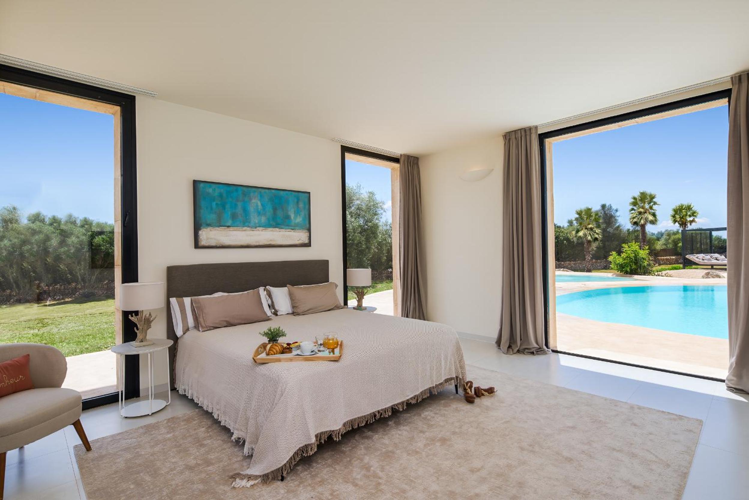 super luxury villa biggest pool Mallorca's