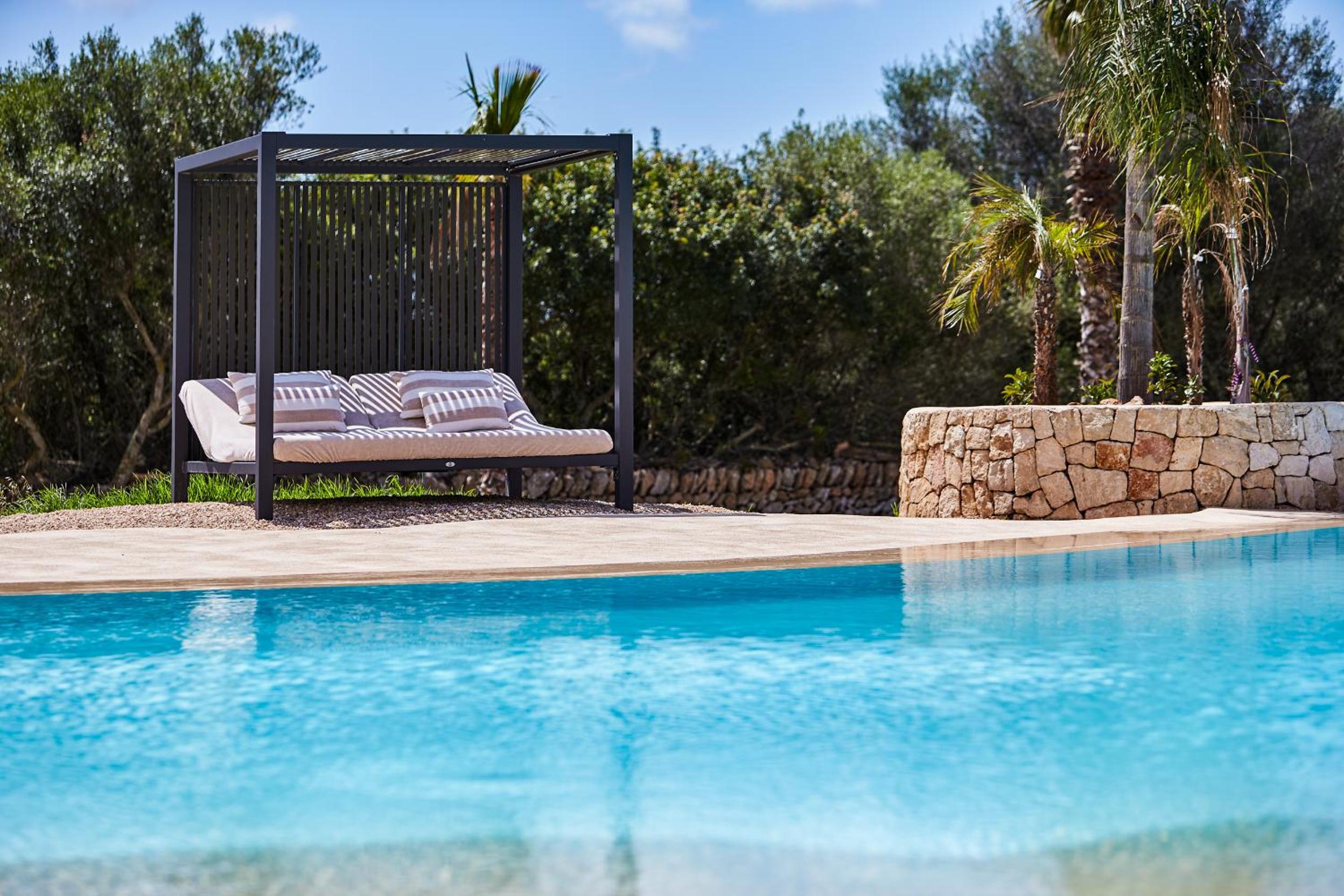 super luxury villa biggest pool Mallorca's
