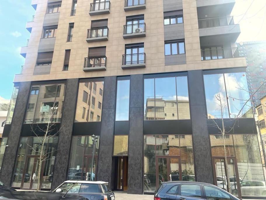 Sui' Apartment