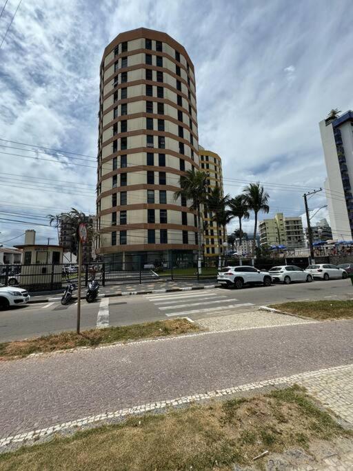 Apto Beira Mar - Pè na areia Martim de Sà