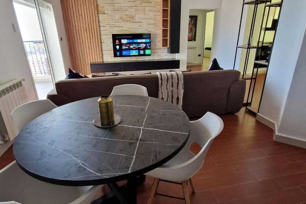 Appartement de Luxe Exclusif avec Vue Panoramique