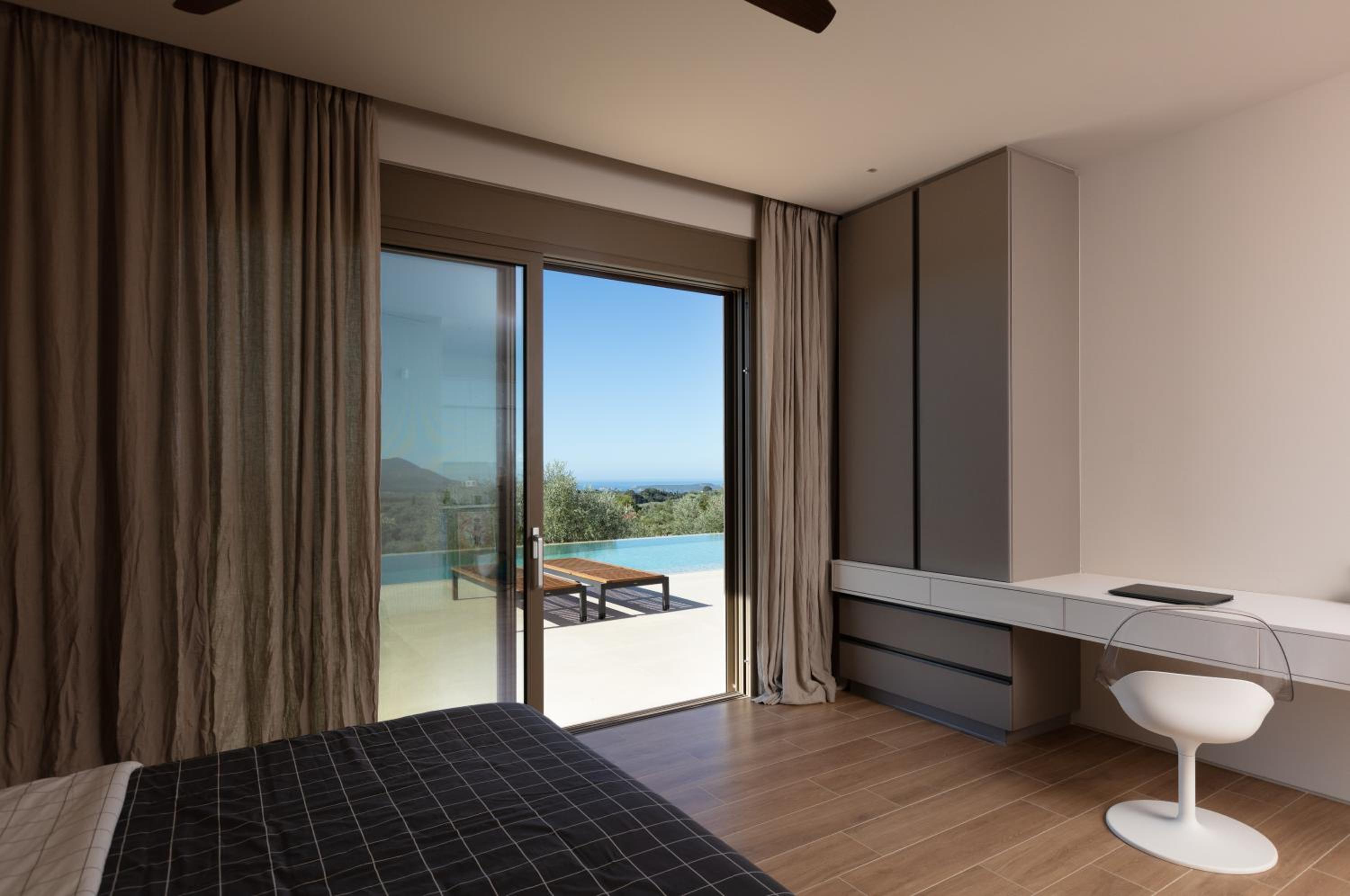Agrilia Modern Villa with view to Navarino Bay view 2