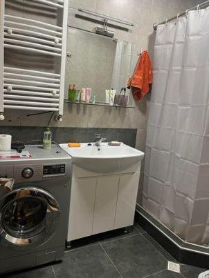 Apartment N&A