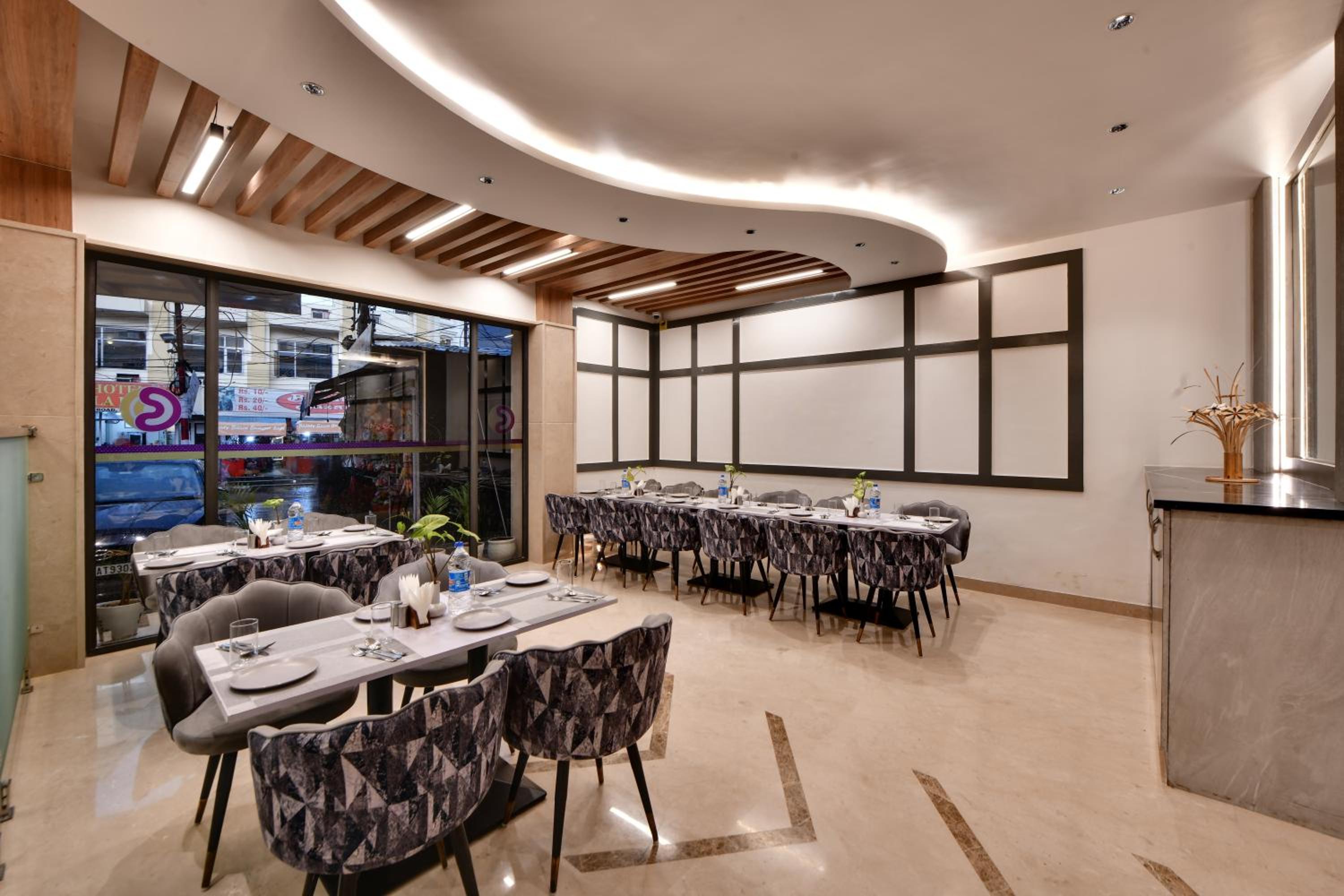 Katra Vacations - Click Sunburry Hotel Katra - Property Image 10