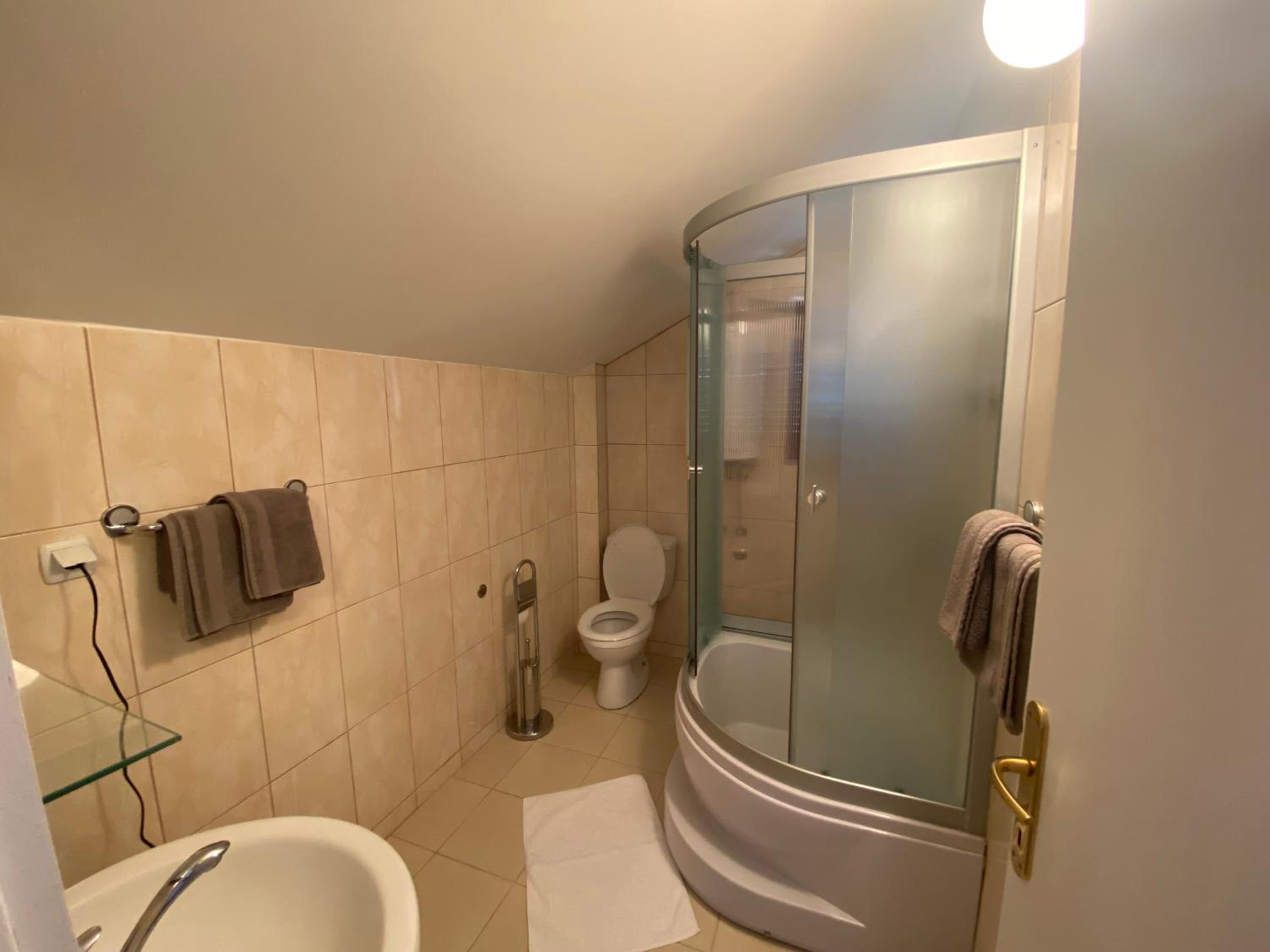MR Apartmani Banja Vrujci view 3