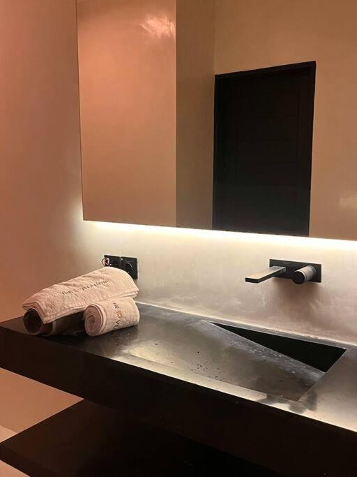 Luxus Oase - the R Villa Luwa mit Butler & Privatkoch view 3