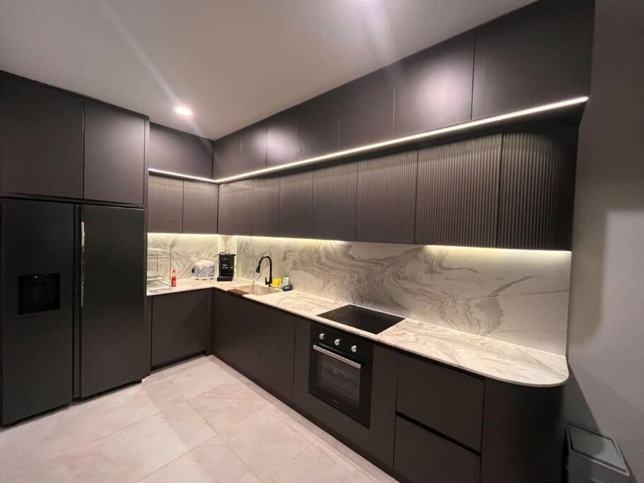Luxus Oase - the R Villa Luwa mit Butler & Privatkoch view 5