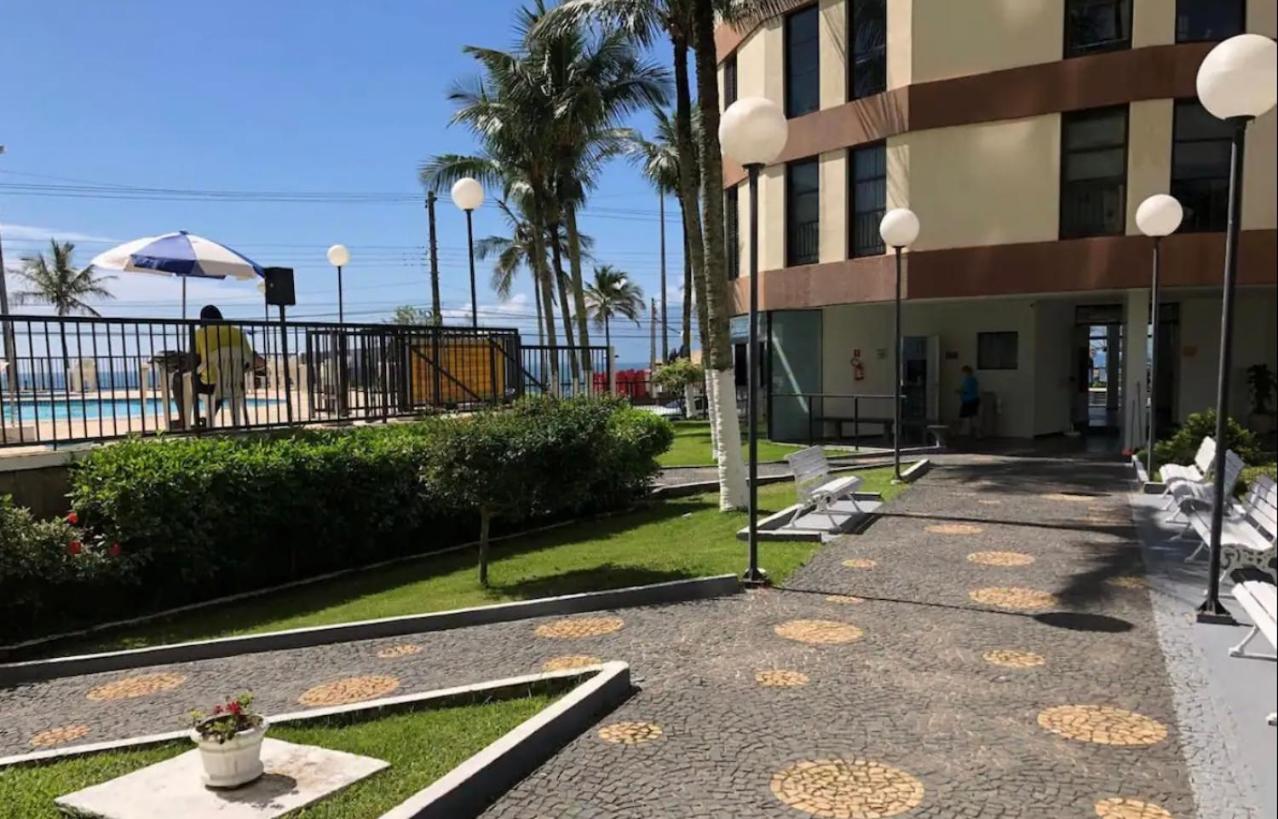 Apto Beira Mar - Pè na areia Martim de Sà
