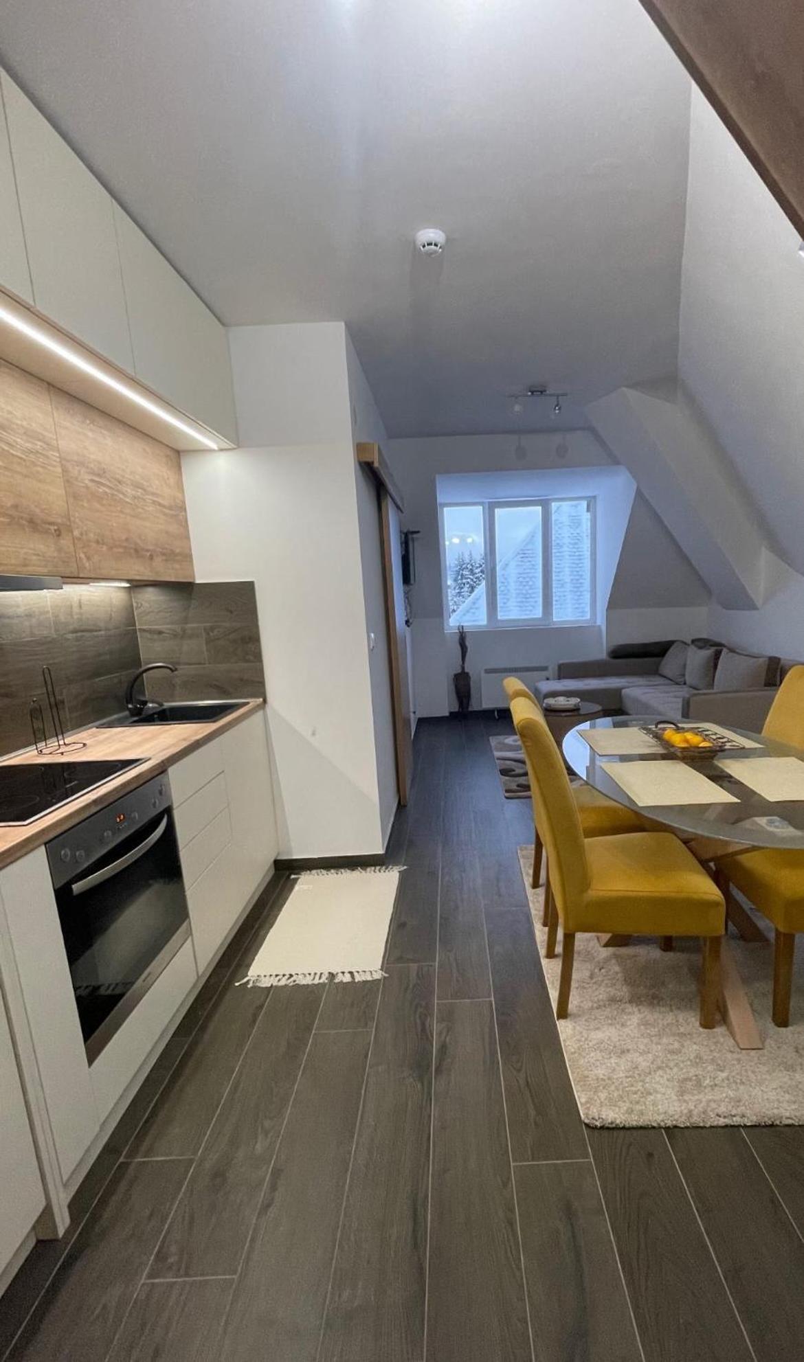 SKY PEAK KRALJEVI ČARDACI APARTMENT