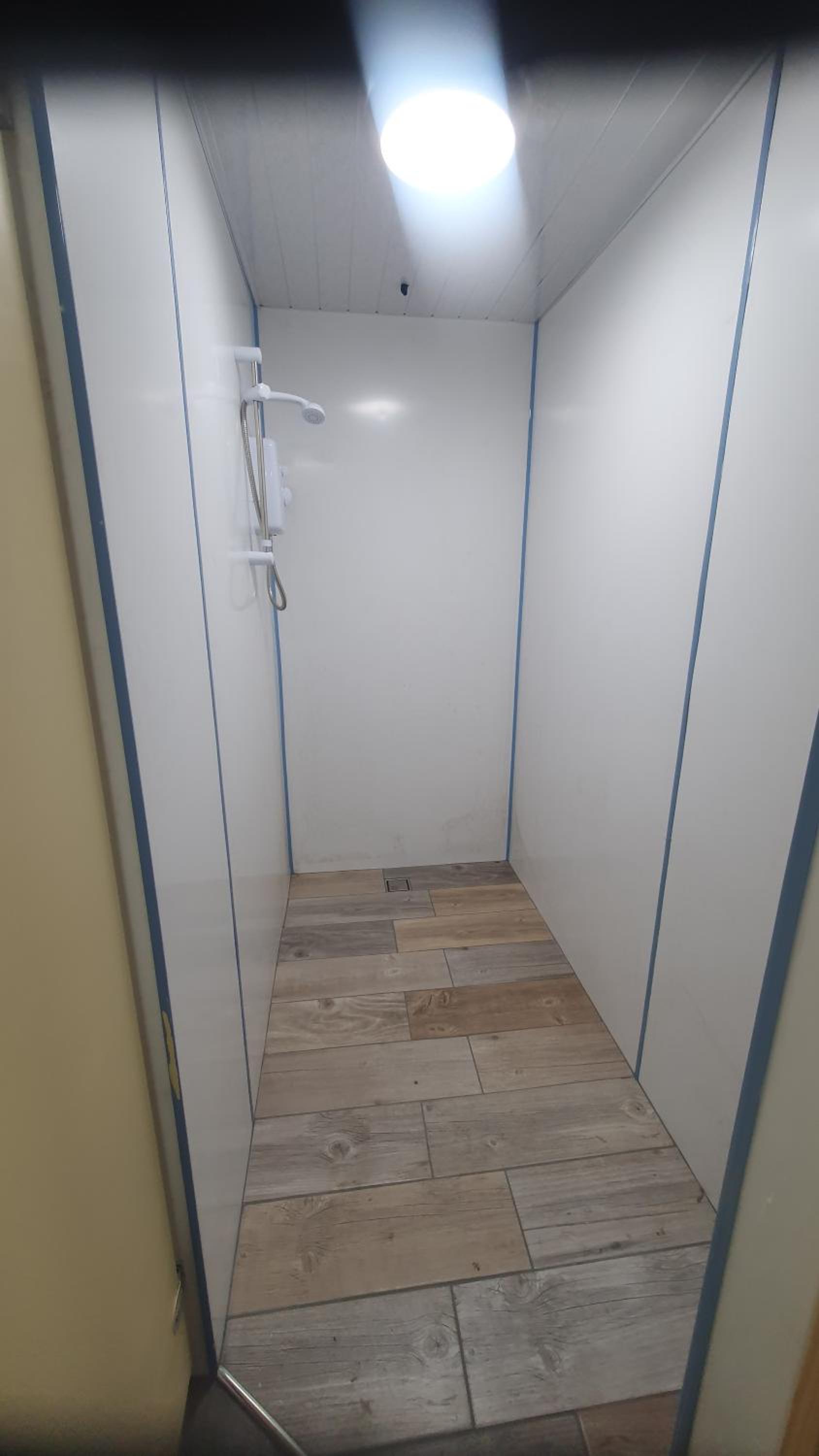 "PONY POD" at Nelson Park Riding Centre Ltd - GLAMPING POD also available the fox pod and Trailor Escapes- BIRCHINGTON, RAMSGATE, BROADSTAIRS MARGATE view 5