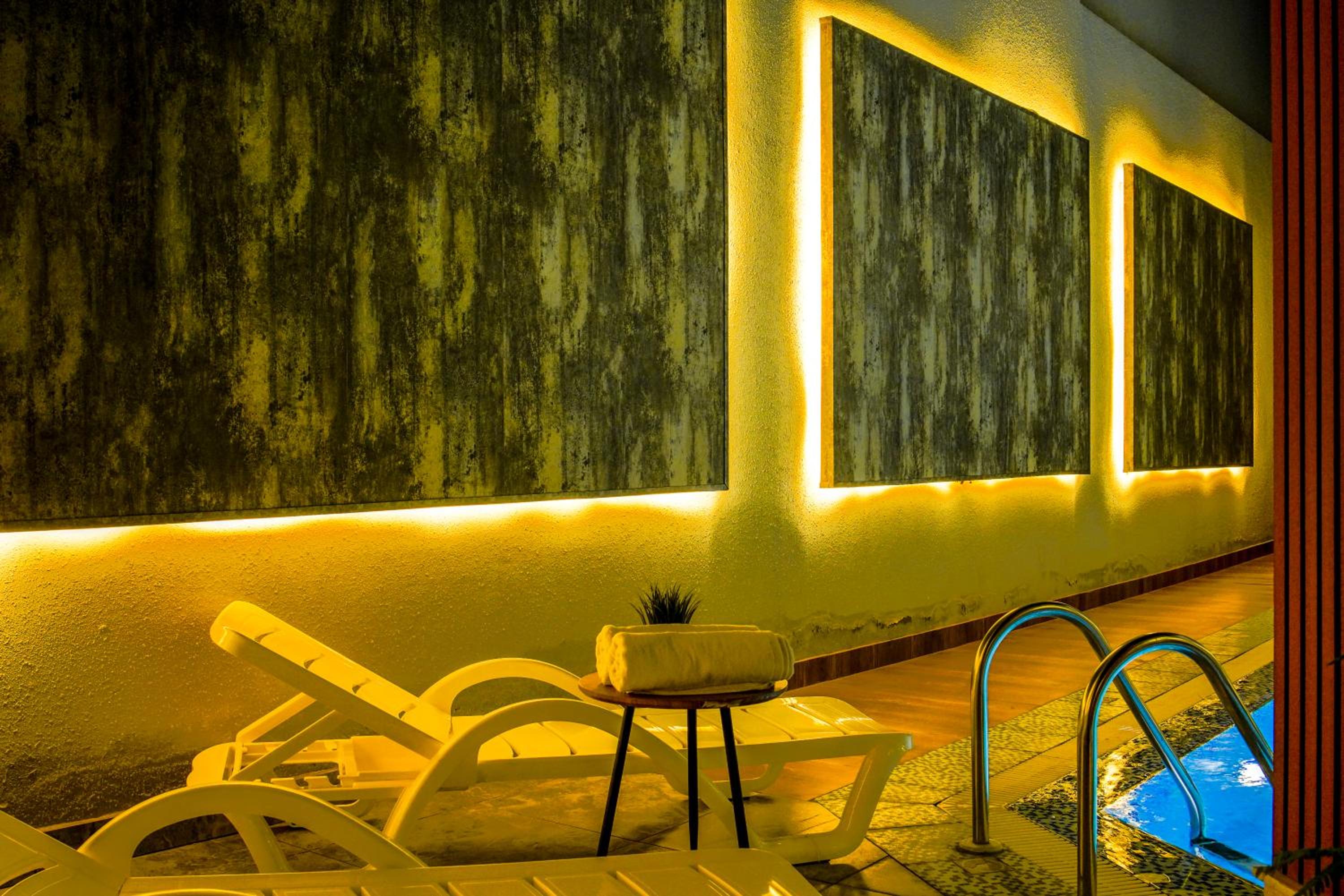 The land Resort
