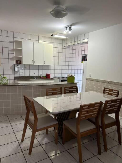 Apartamento de 3 quartos na Praia da Fonte Guarapari