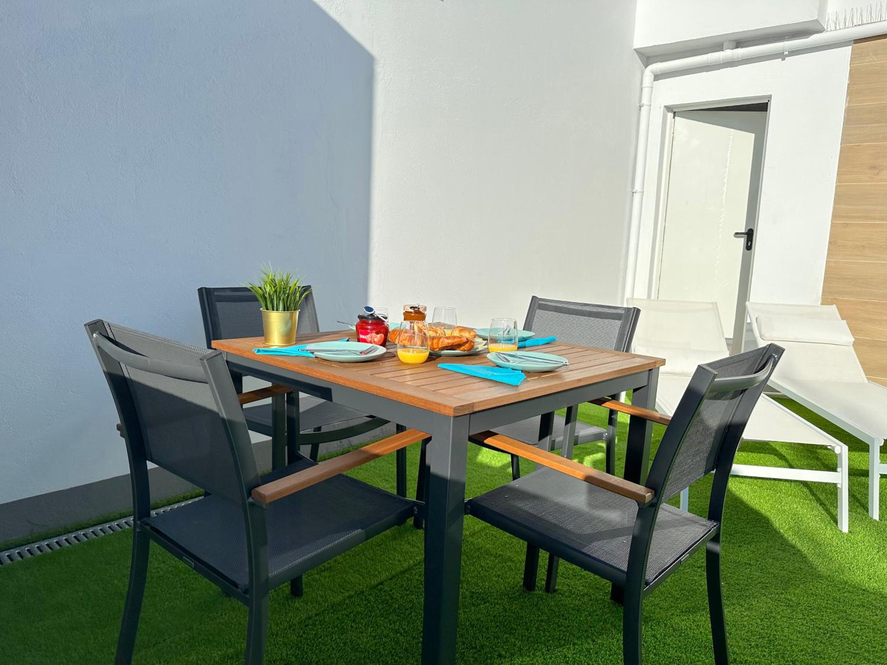 balance & terrace