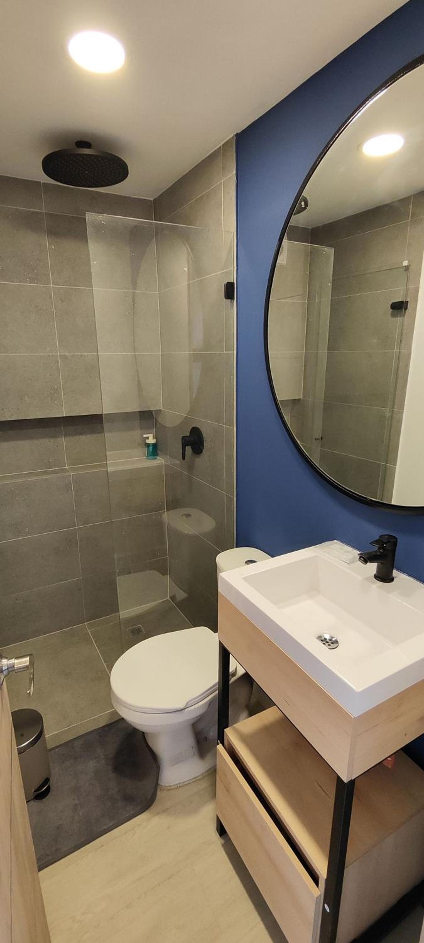 Apartamento moderno cerca al aeropuerto
