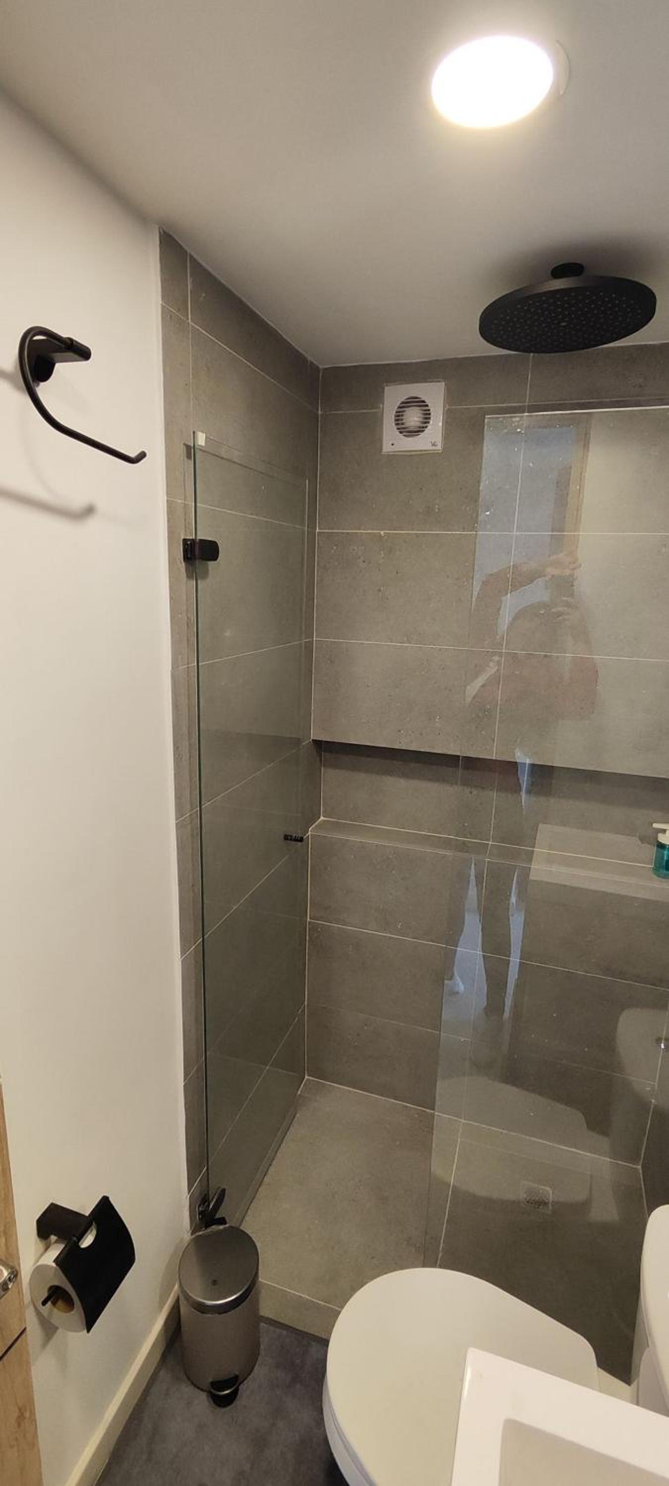 Apartamento moderno cerca al aeropuerto