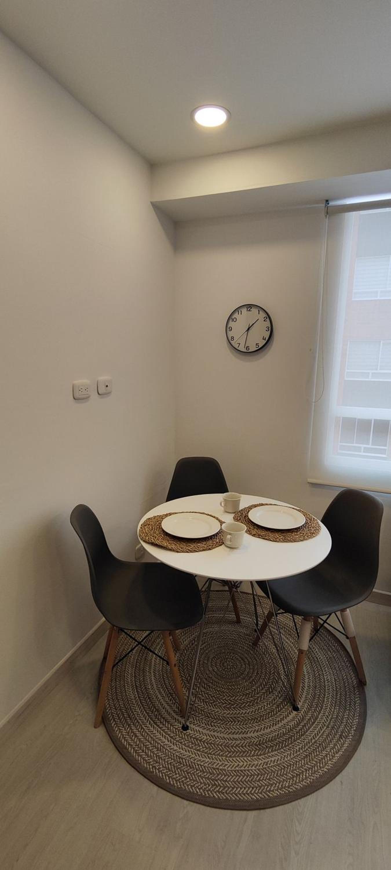 Apartamento moderno cerca al aeropuerto