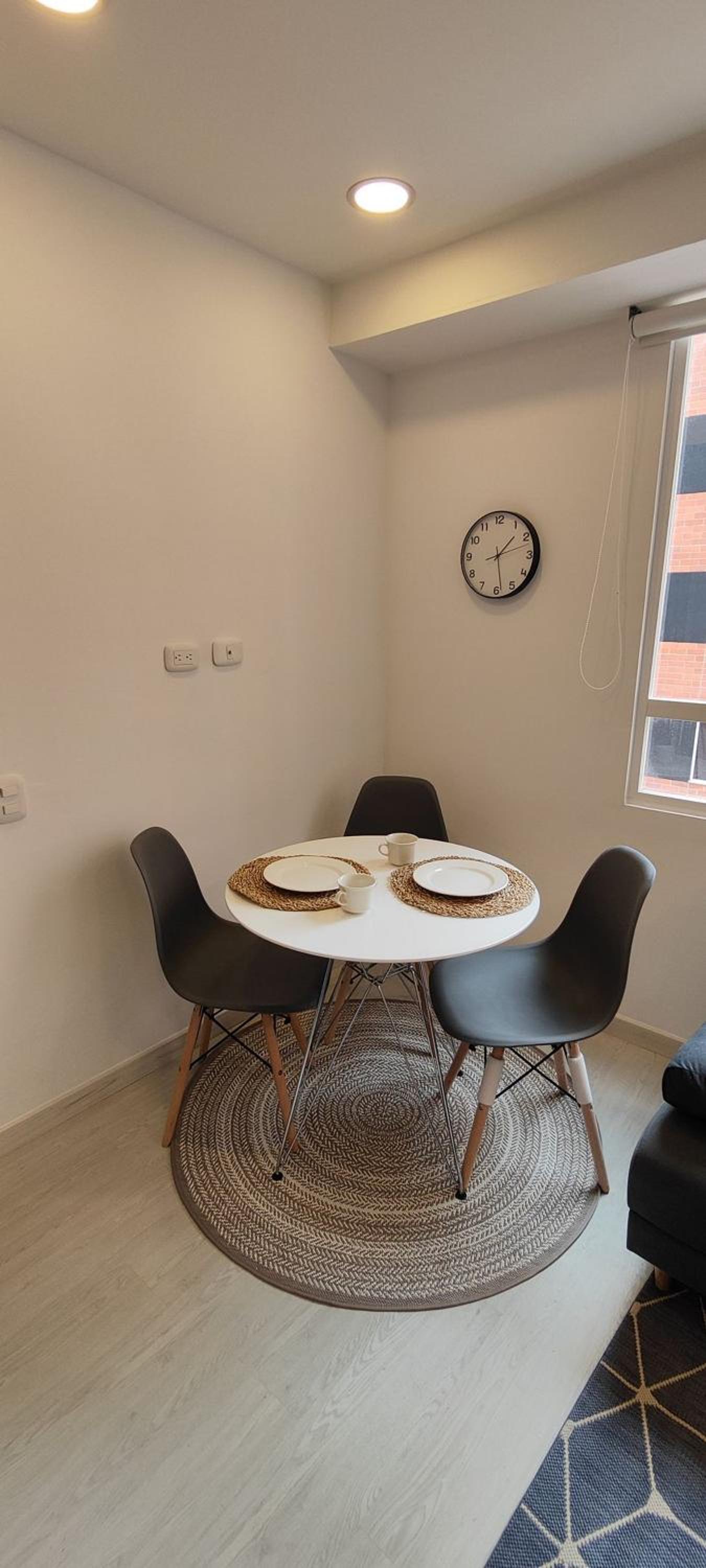 Apartamento moderno cerca al aeropuerto