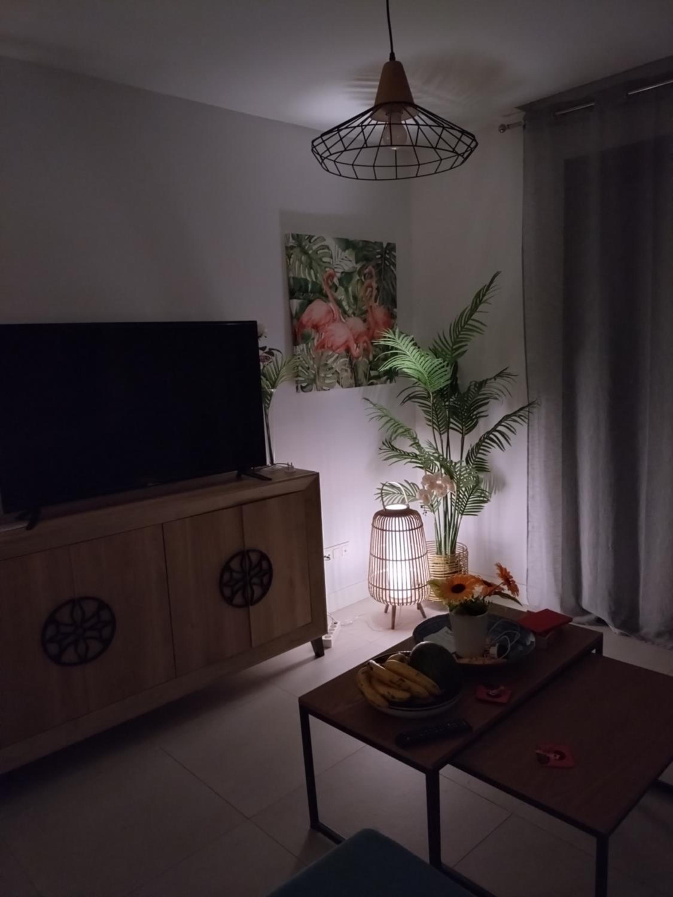 Tranquil sea breeze apartment