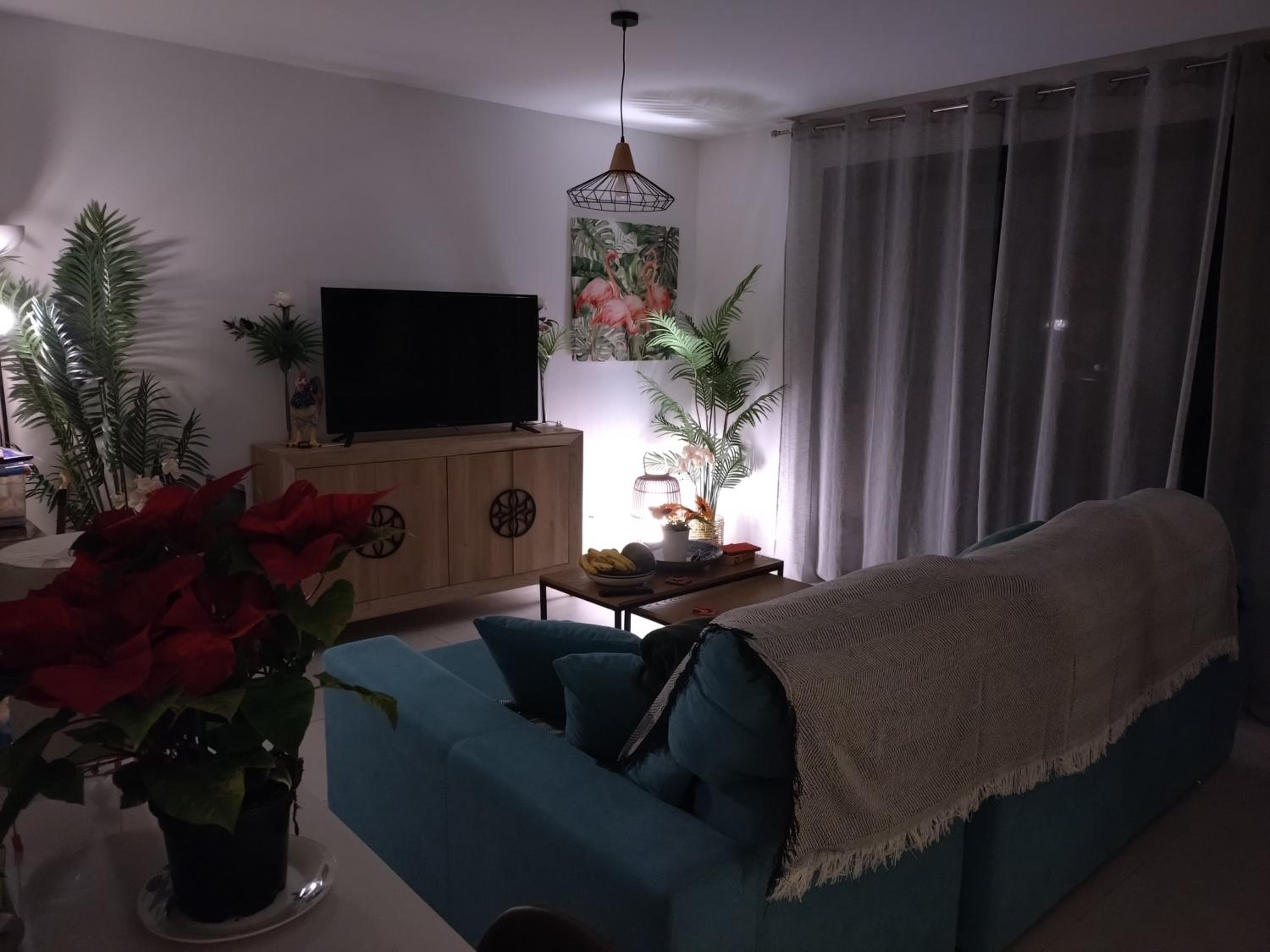 Tranquil sea breeze apartment