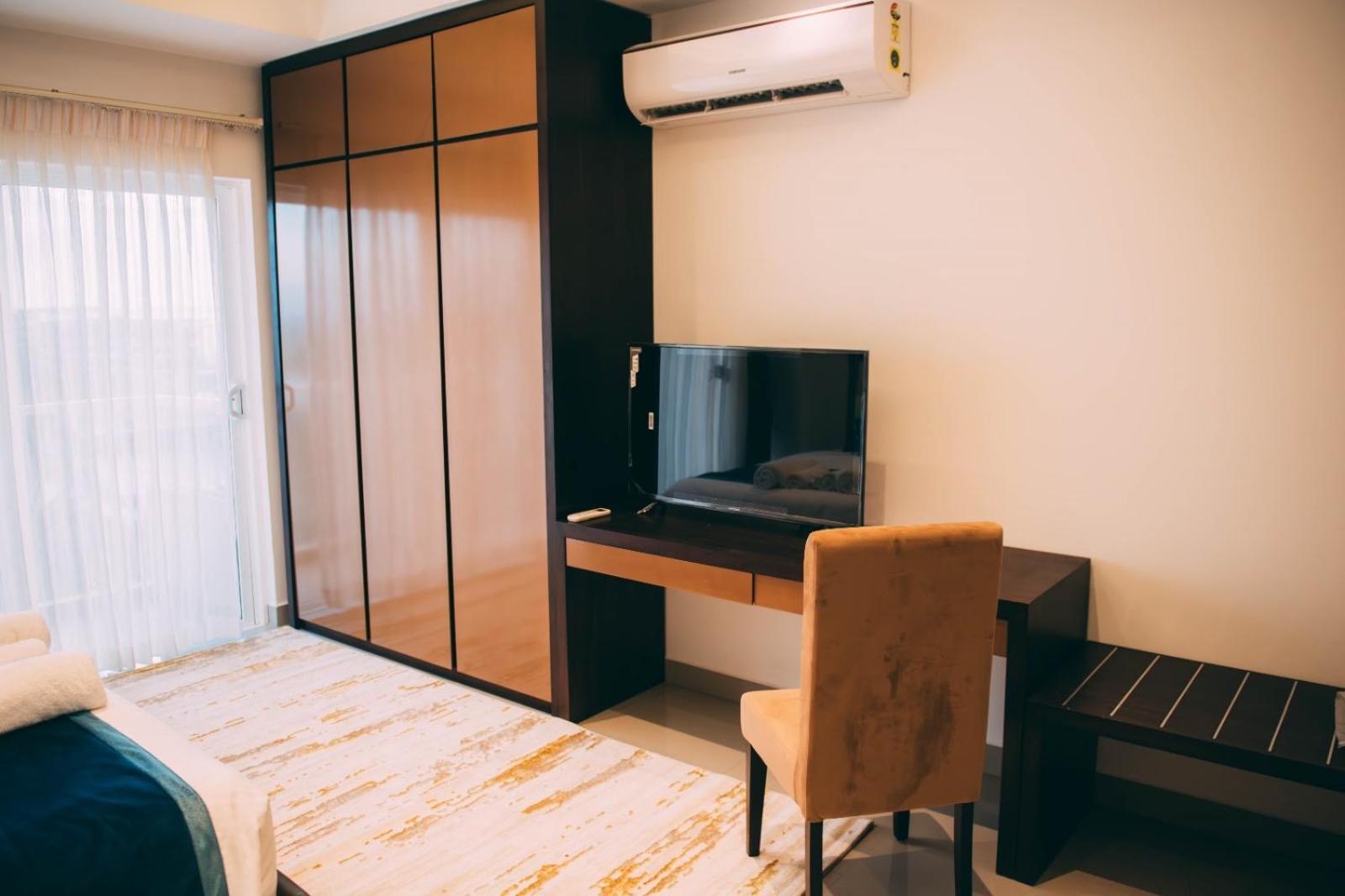 Ocean Breeze Condo
