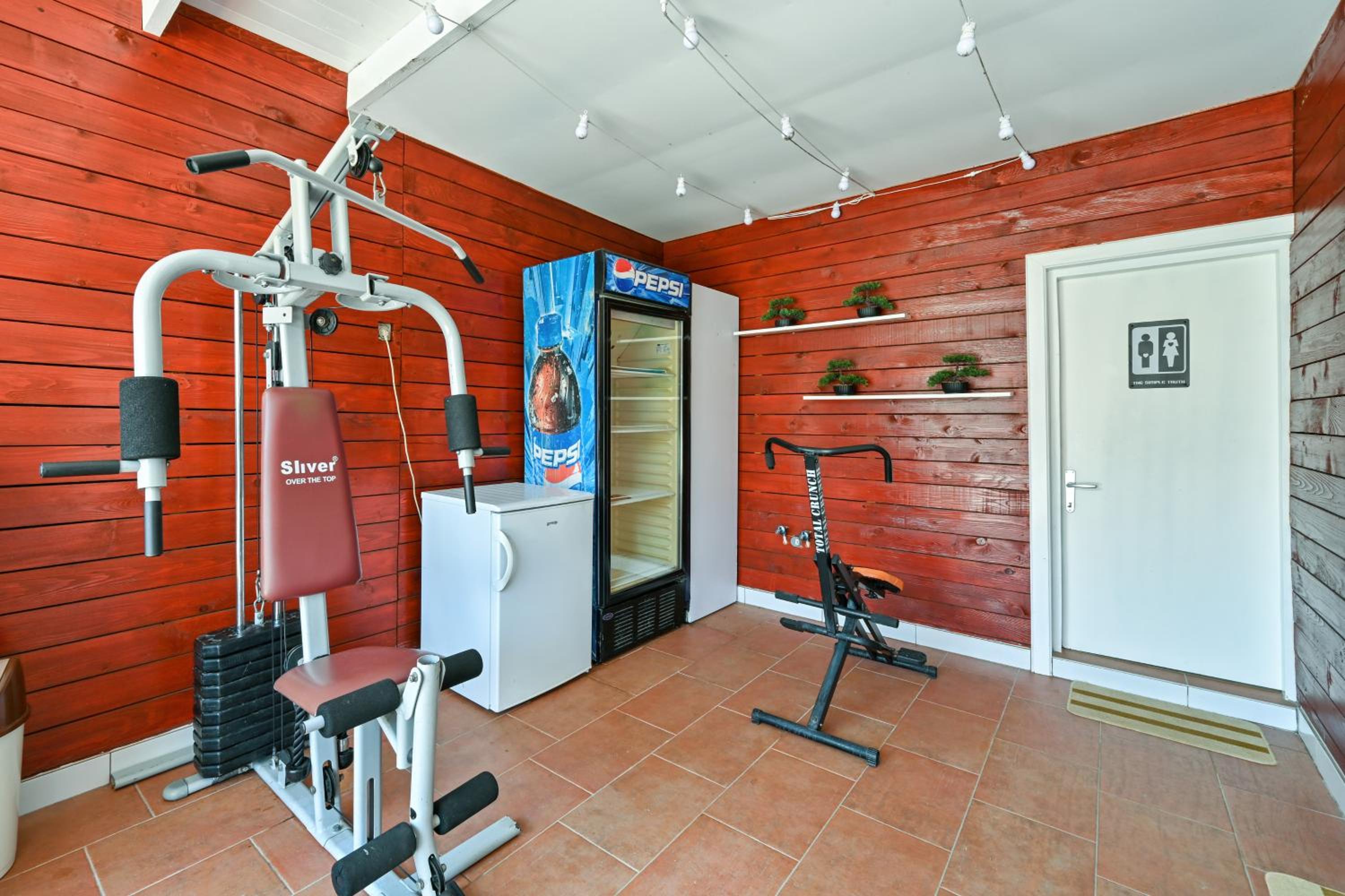Photo 11