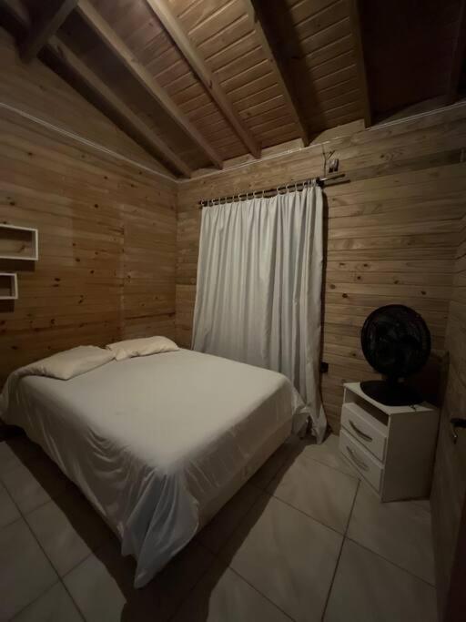 Casa à 100 metros da praia do campeche