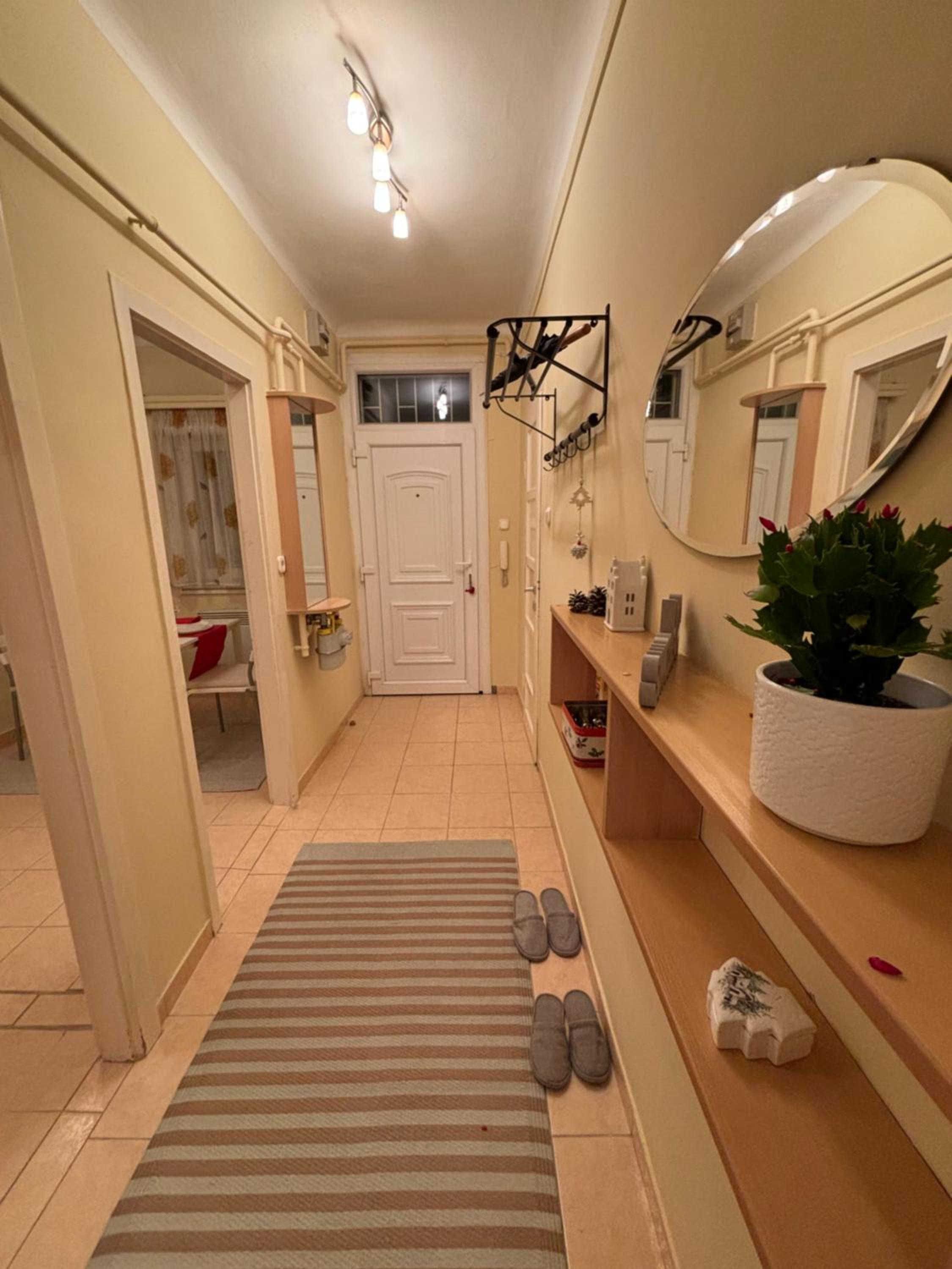 Downtown Hideaway Apartman