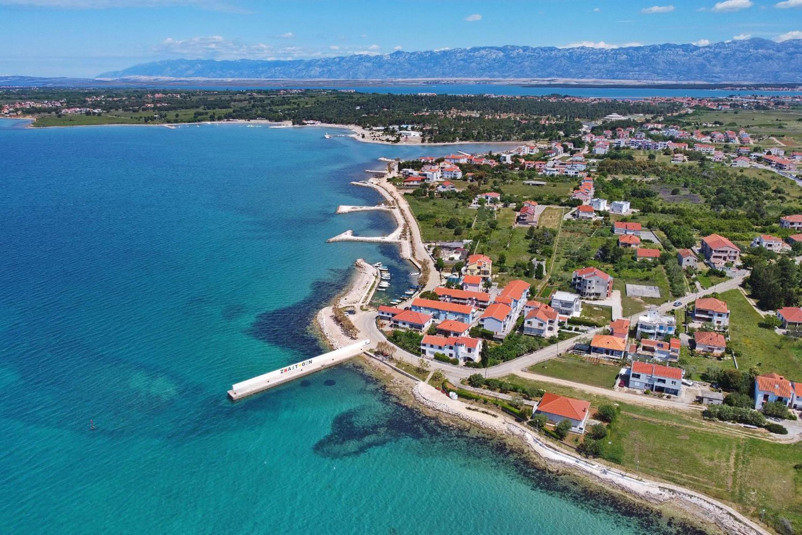 Apartments Romansa view 2