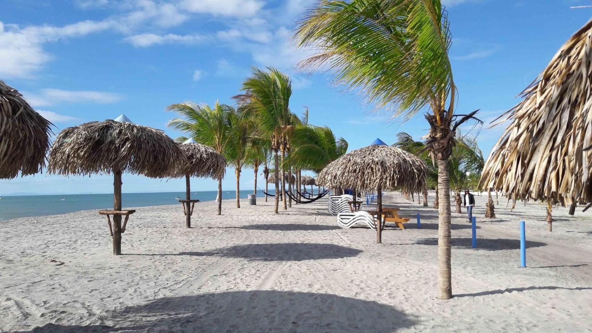 PlayaBlanca Ocean Blue "Vista al Mar" view 5