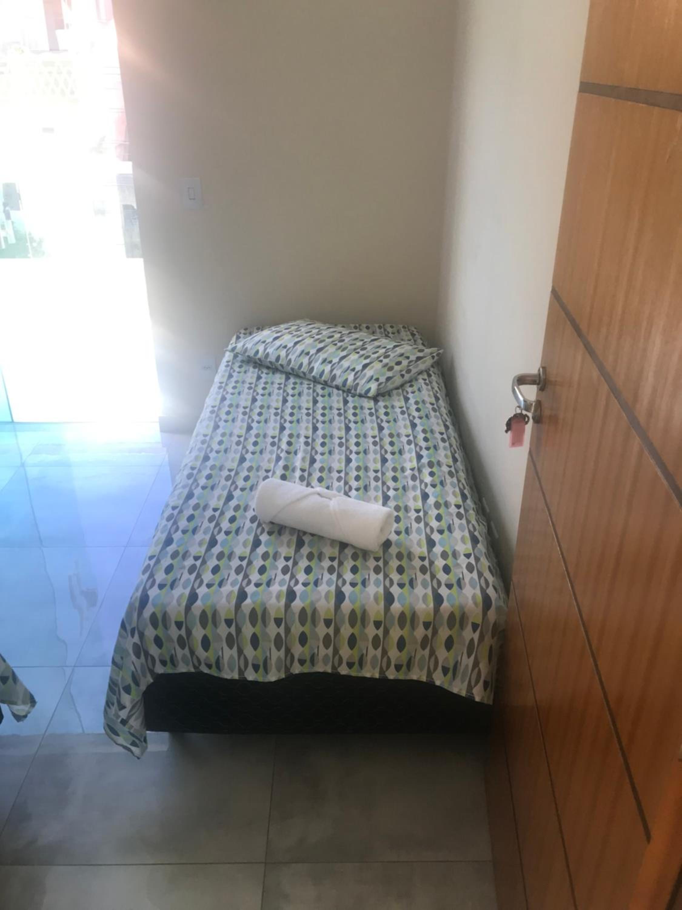 Casa de vidro com vista para a Mata Atlântica no Centro de Miguel Pereira