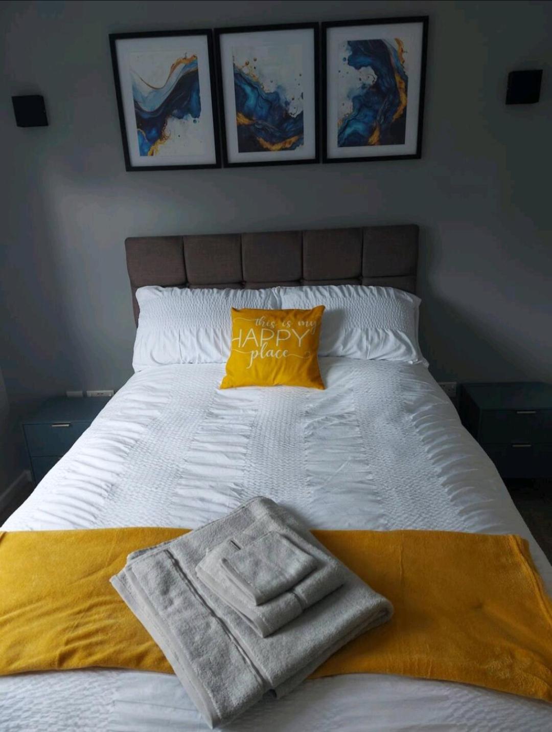 2 Bedroom Apartment