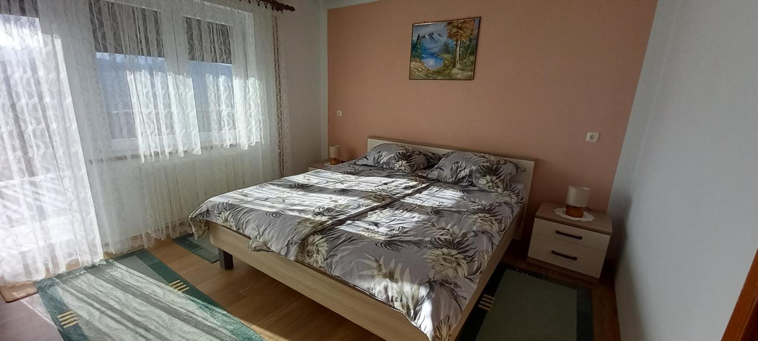 Apartment ROKO with sauna & view