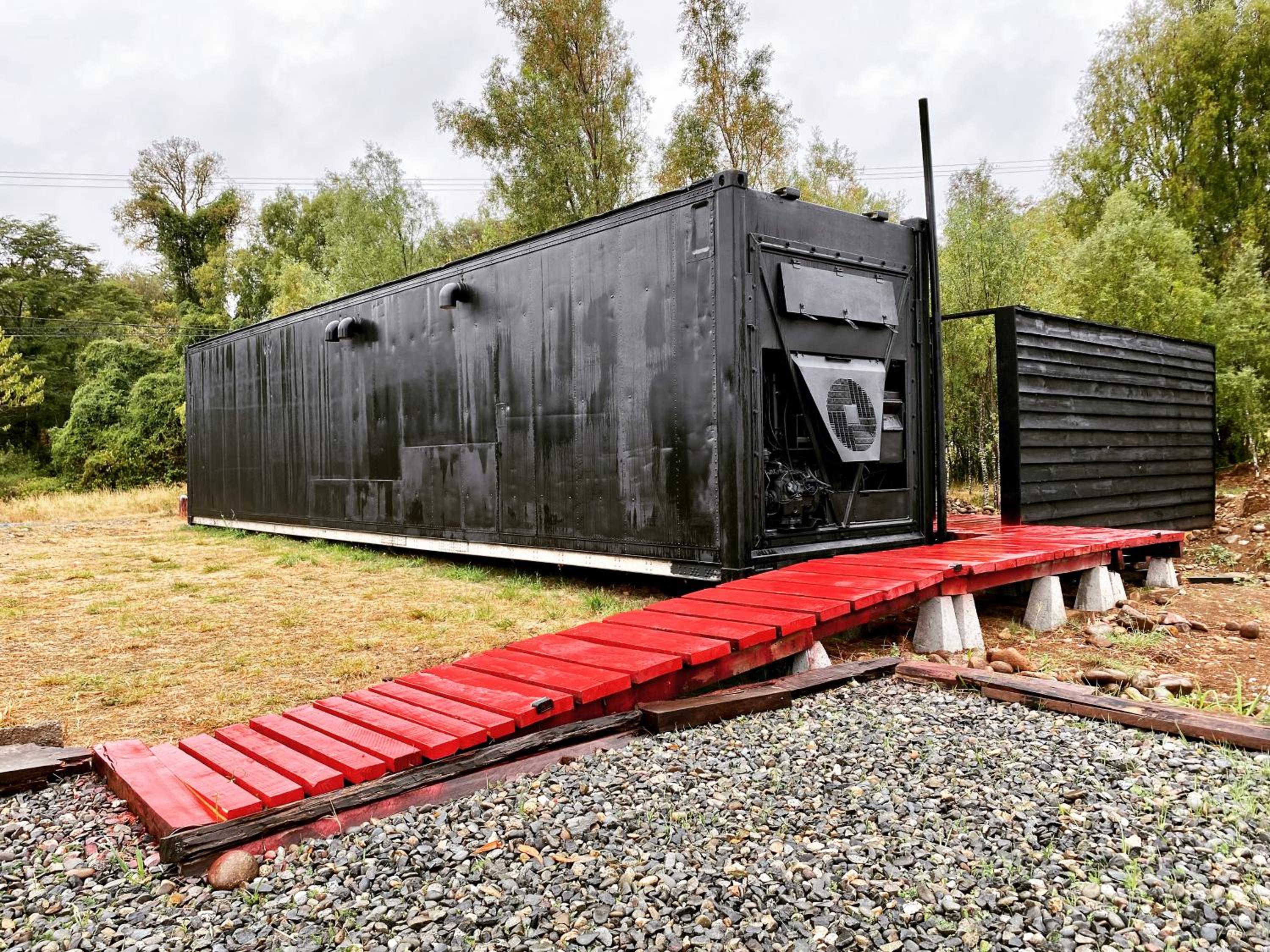 Refugio 14 with hot tub in the forest