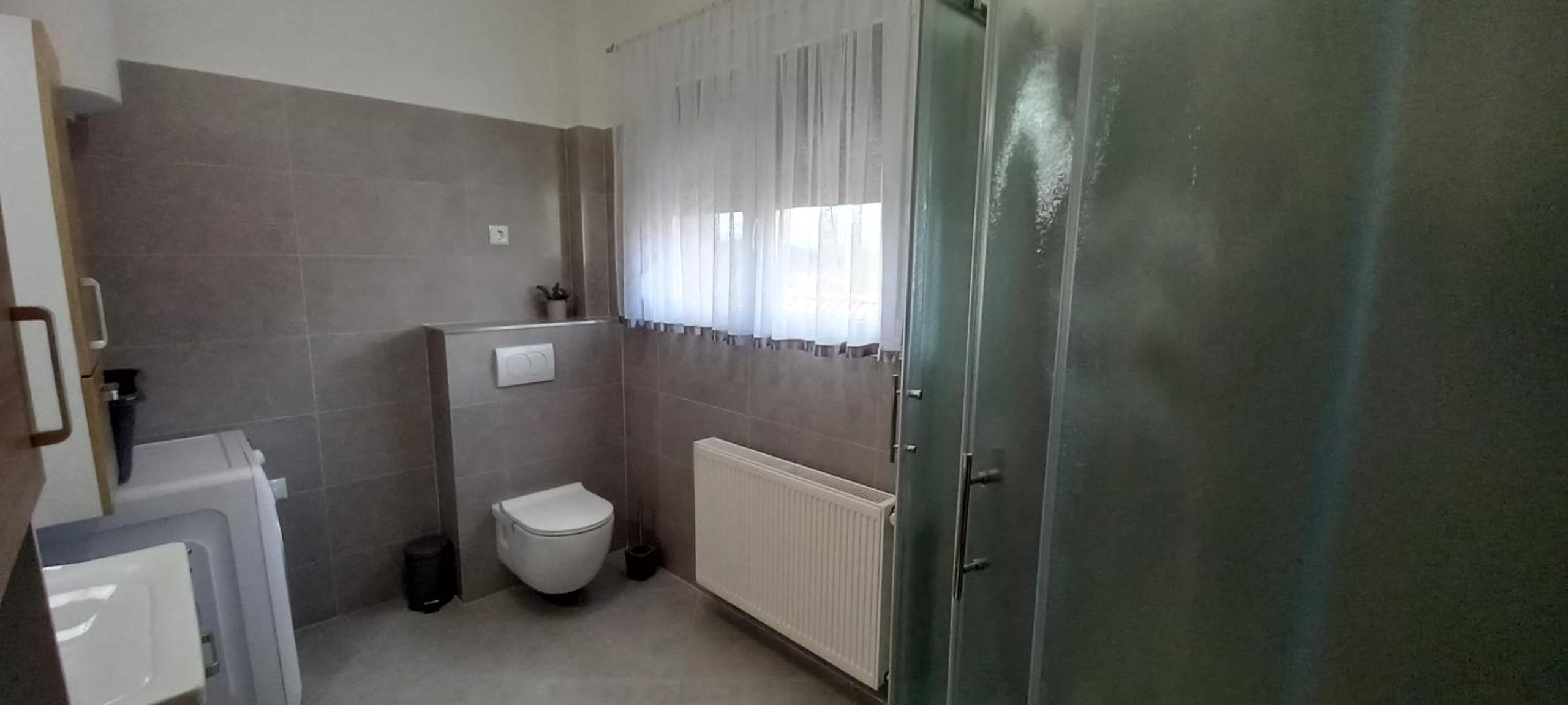 Apartment ROKO with sauna & view