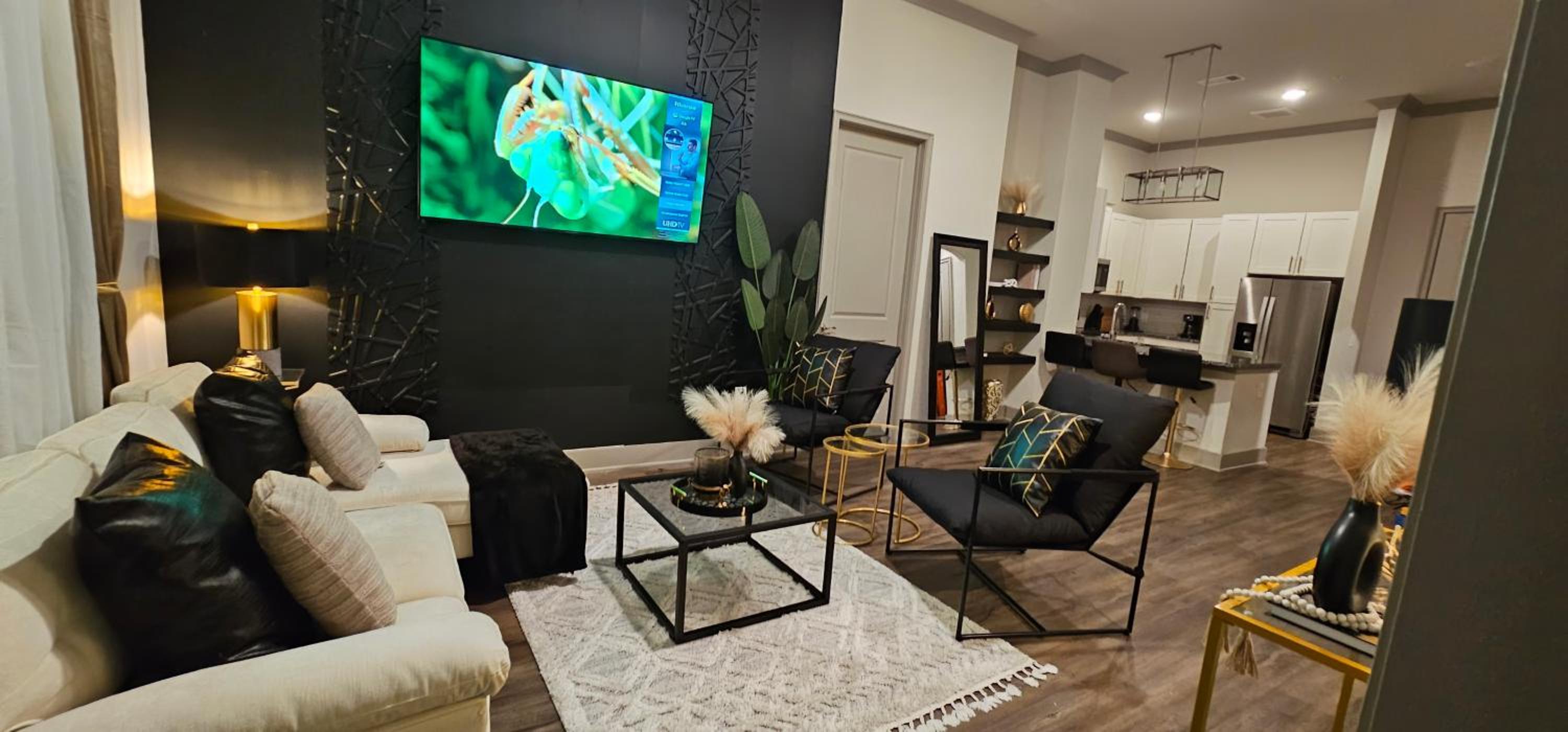 Atlanta Vacations - Luxury 2br Apartment (Buckhead) - Property Image 1