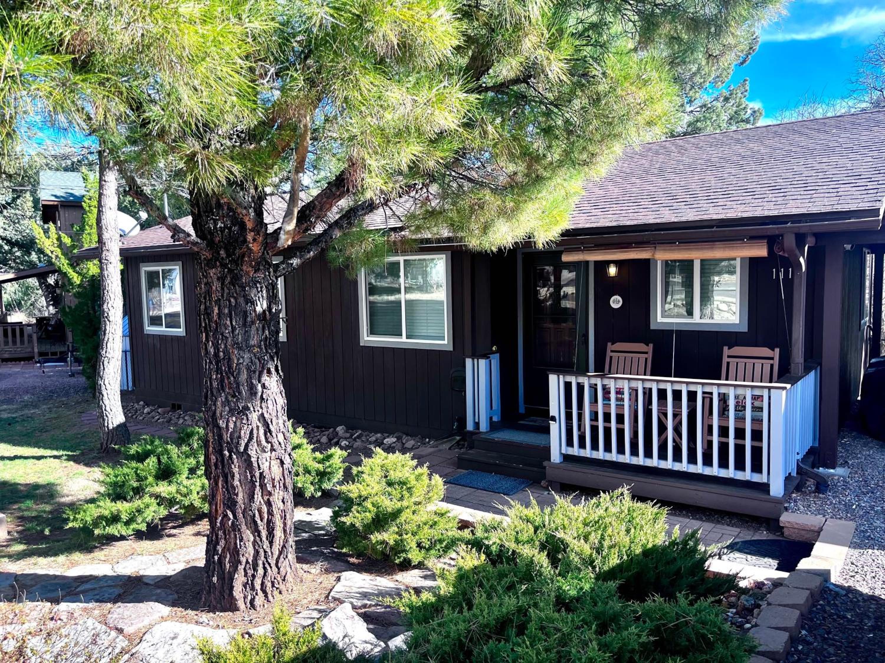 Payson Vacations - 3B/1B Riverfront Retreat Nestled on 1/3 Acre in Payson, Year-Round Nature Escape - Property Image 1
