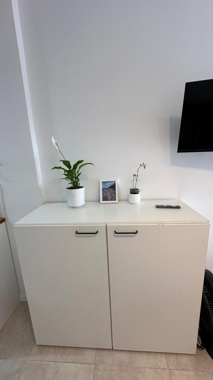 Nuevo y minimalista departamento Guemes