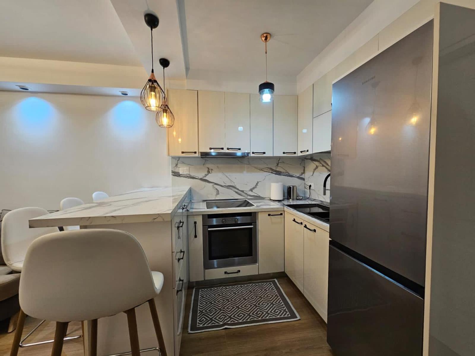 Elois Luxury Apartment