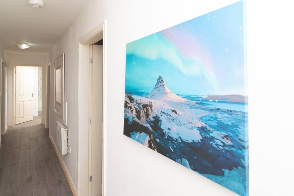 Central Liverpool Haven 3 bedroom House Private Parking view 5