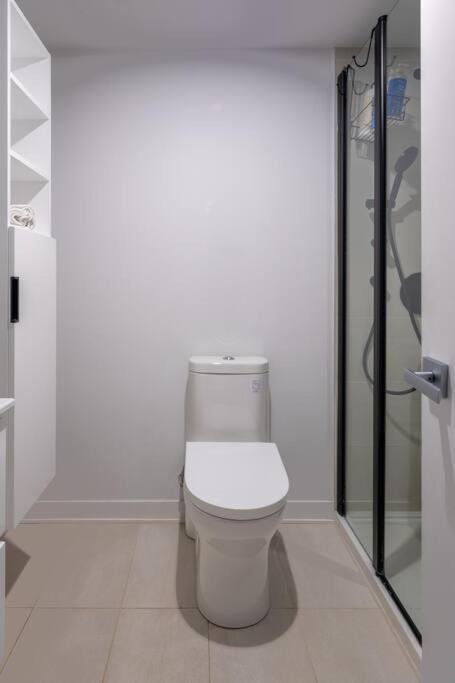 Furnished Studio with balcony - Downtown #311784