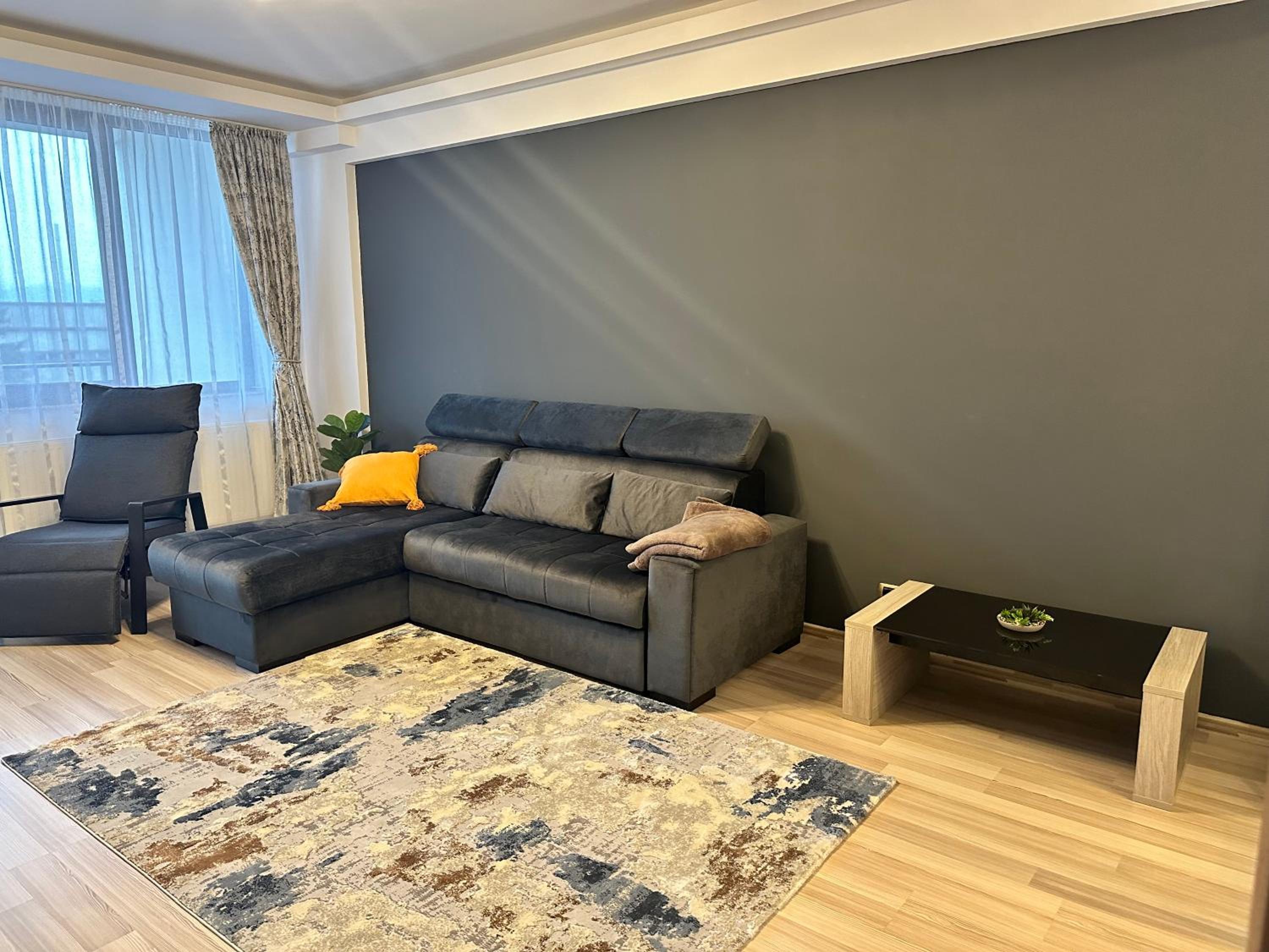 Lucky Apartment
