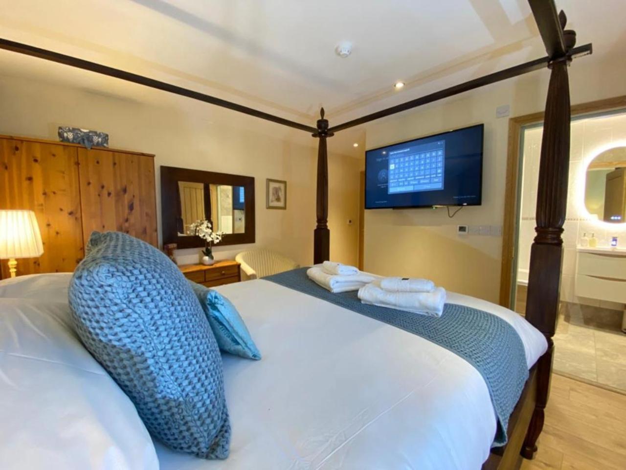 Lune Cottage nestled between Lake District and Yorkshire Dales view 4