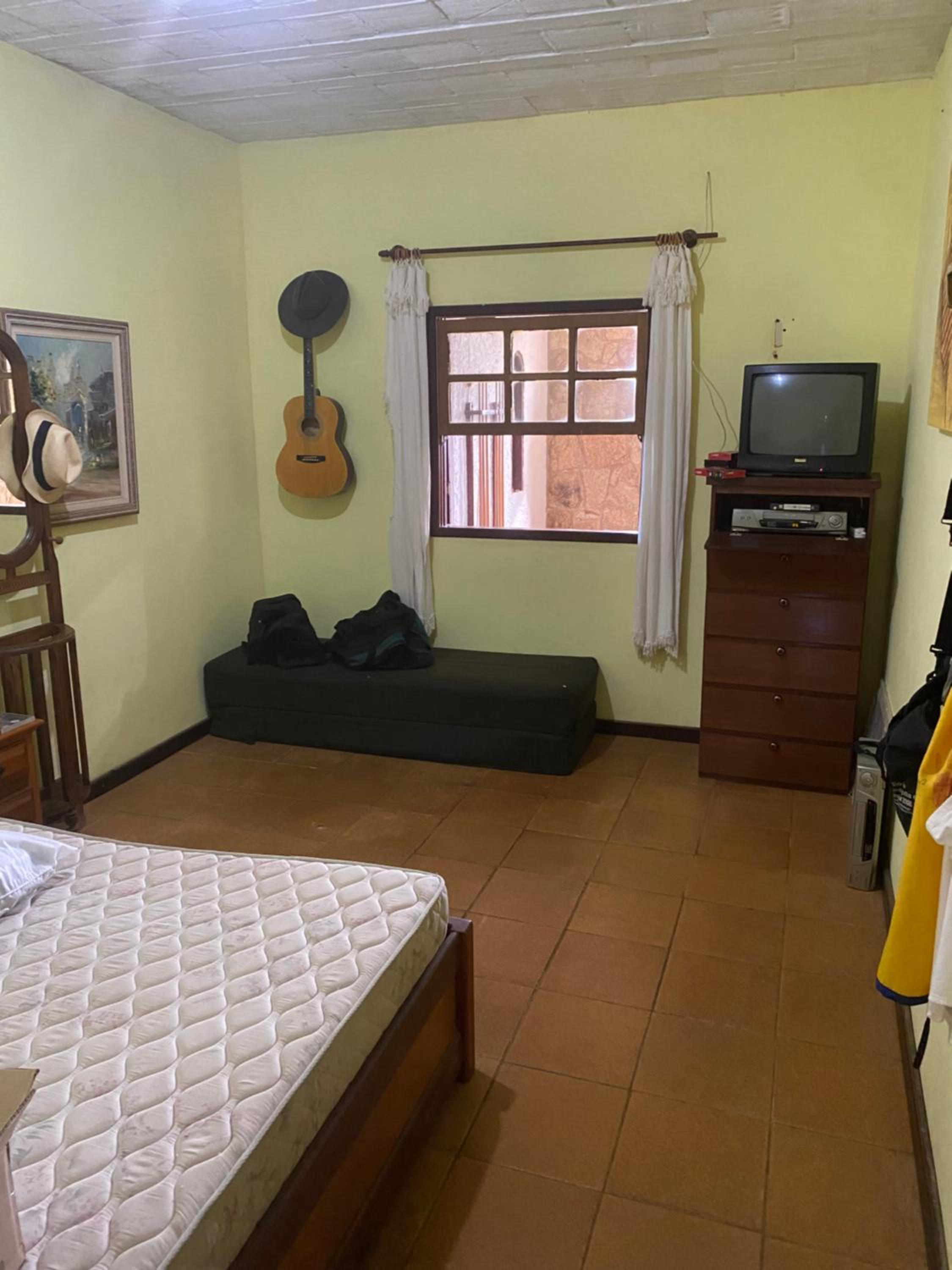Casa de seis suites na beira do mar
